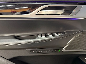 BMW 7 серии, 2021г., полный привод, автомат