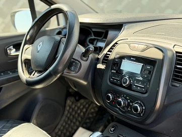 Renault Kaptur, 2018г., передний привод, вариатор