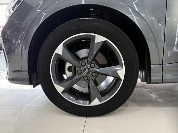 Audi Q3, 2022г., передний привод, робот