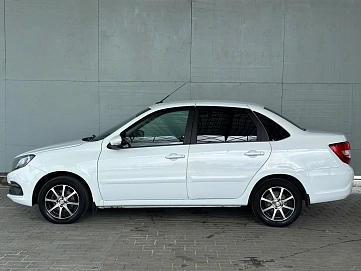 Lada (ВАЗ) Granta, 2018г, передний привод, автомат