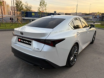 Lexus IS, 2020г., задний привод, автомат