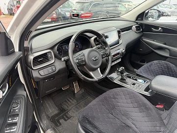 Kia Sorento, 2014г., передний привод, автомат