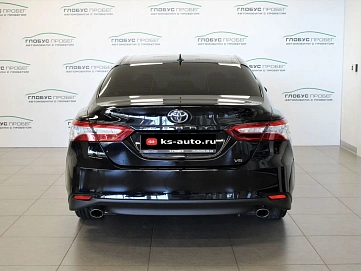 Toyota Camry, 2018г., передний привод, автомат