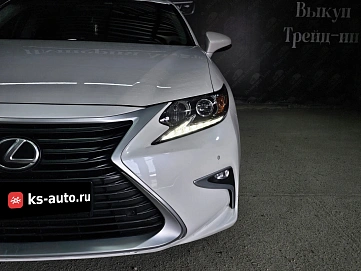 Lexus ES, 2017г., передний привод, автомат