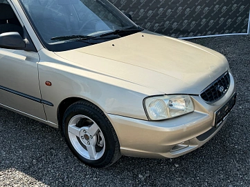 Hyundai Accent, 2002г., передний привод, автомат
