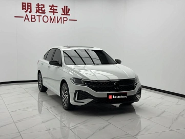 Volkswagen Lavida, 2023г., передний привод, робот