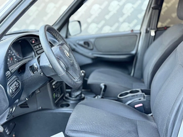 Chevrolet Niva, 2014г., полный привод, механика