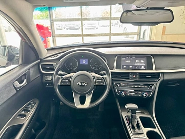 Kia Optima, 2018г., передний привод, автомат