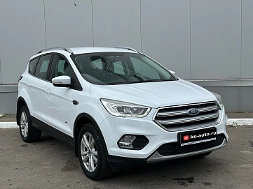 Ford Kuga, 2018г., полный привод, автомат