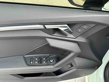 Audi A3, 2022г., передний привод, робот