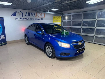 Chevrolet Cruze, 2009г., передний привод, автомат
