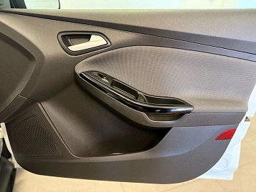 Ford Focus, 2013г., передний привод, механика
