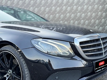Mercedes-Benz E-Класс, 2018г., задний привод, автомат