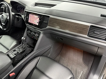 Volkswagen Teramont, 2018г., полный привод, автомат
