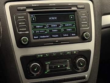 Skoda Octavia, 2011г., полный привод, механика