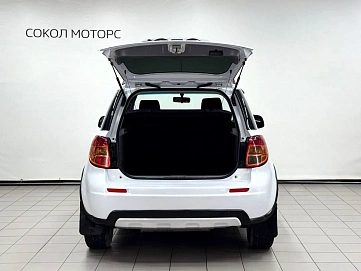 Suzuki SX4, 2011г., передний привод, механика