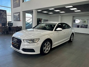 Audi A6, 2012г., передний привод, вариатор
