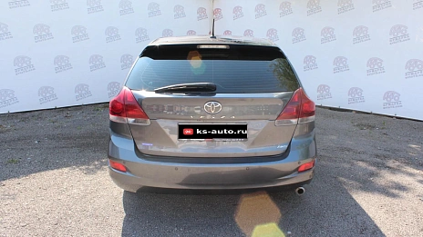 Toyota Venza, 2013г., передний привод, механика