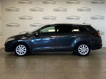 Renault Megane, 2010г., передний привод, механика