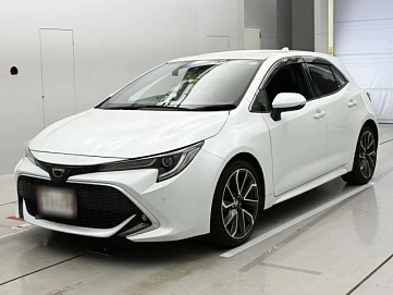 Toyota Corolla, 2022г., передний привод, вариатор