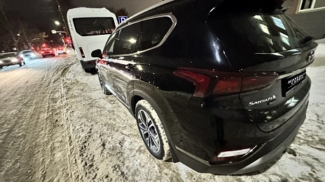 Hyundai Santa Fe, 2019г., полный привод, автомат