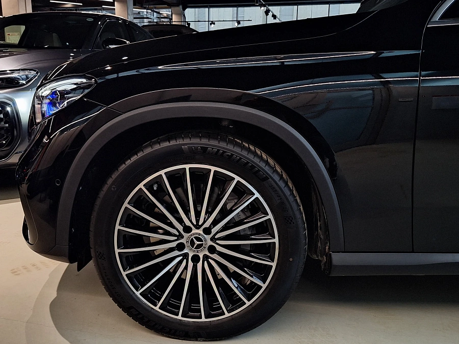 Mercedes-Benz GLC, 2025г., полный привод, автомат