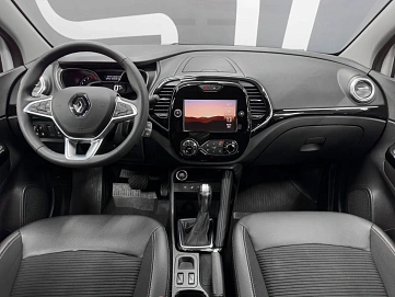 Renault Kaptur, 2021г., передний привод, вариатор