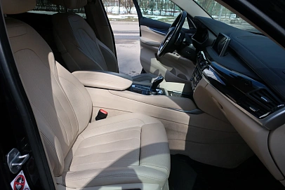 BMW X6, 2018г, полный привод, автомат