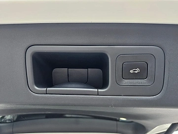GAC M8, 2024г., передний привод, автомат