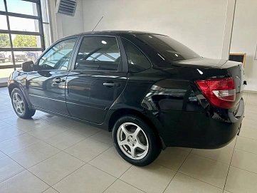 Lada (ВАЗ) Granta, 2013г., передний привод, автомат