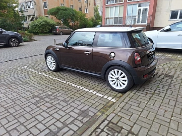 Mini Hatch, 2010г., передний привод, механика