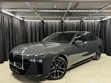 BMW 7 серии, 2023г., полный привод, автомат