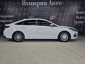 Hyundai Sonata, 2018г., передний привод, автомат