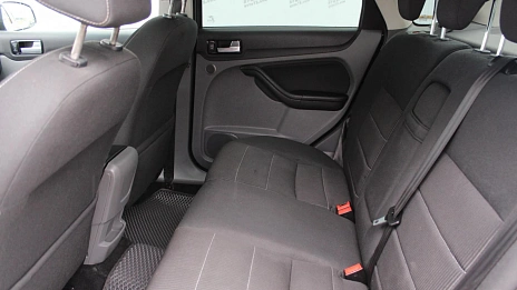 Ford Focus, 2010г., передний привод, механика