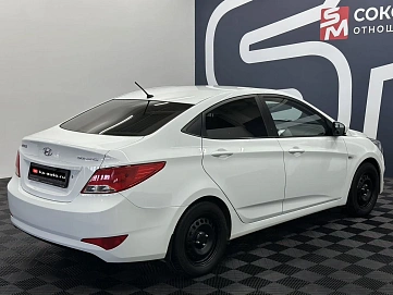 Hyundai Solaris, 2015г., передний привод, автомат