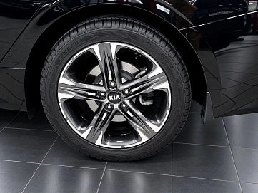 Kia K5, 2020г., передний привод, автомат