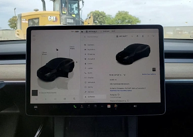 Tesla Model Y, 2024г., задний привод, автомат