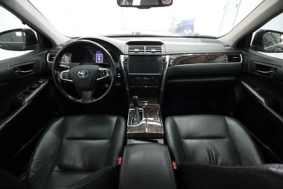 Toyota Camry, 2018г., передний привод, автомат