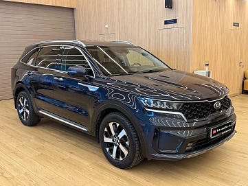 Kia Sorento, 2021г., полный привод, робот