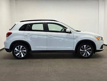 Mitsubishi ASX, 2018г., полный привод, вариатор