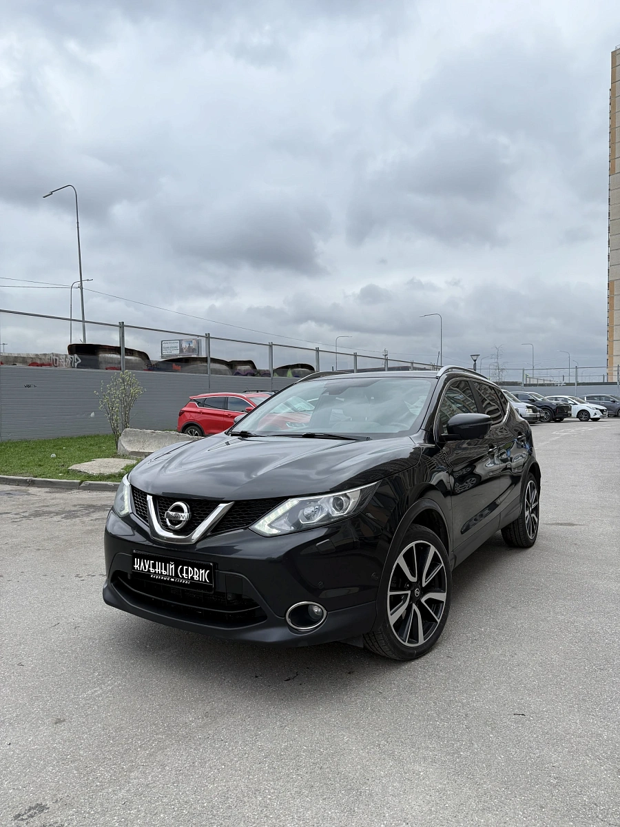 Nissan Qashqai, 2015г., полный привод, вариатор