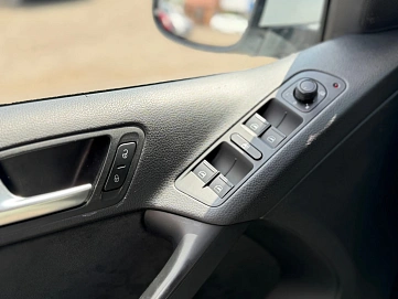 Volkswagen Tiguan, 2016г., передний привод, механика