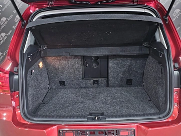 Volkswagen Tiguan, 2012г., передний привод, робот