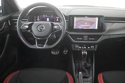 Skoda Kamiq, 2022г., передний привод, робот