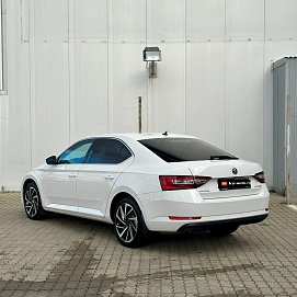 Skoda Superb, 2018г., передний привод, автомат