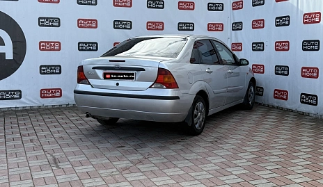 Ford Focus, 2004г., передний привод, механика