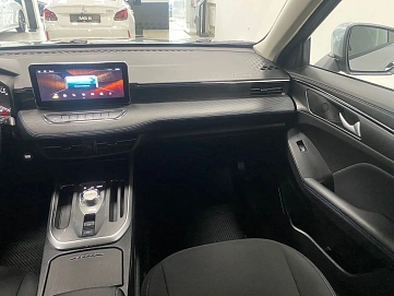 Haval Jolion, 2023г., передний привод, робот