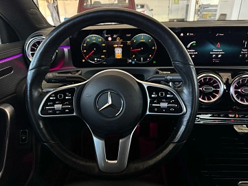 Mercedes-Benz CLA, 2021г., передний привод, робот