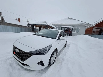 Hyundai Solaris, 2021г., передний привод, автомат