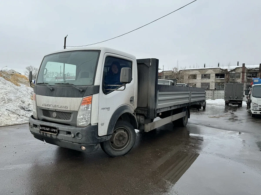 Ashok Leyland Partner, 2017г.